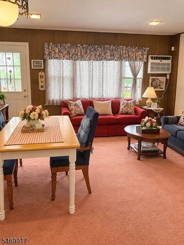 8 Marshall St, West Orange Twp., NJ 07052