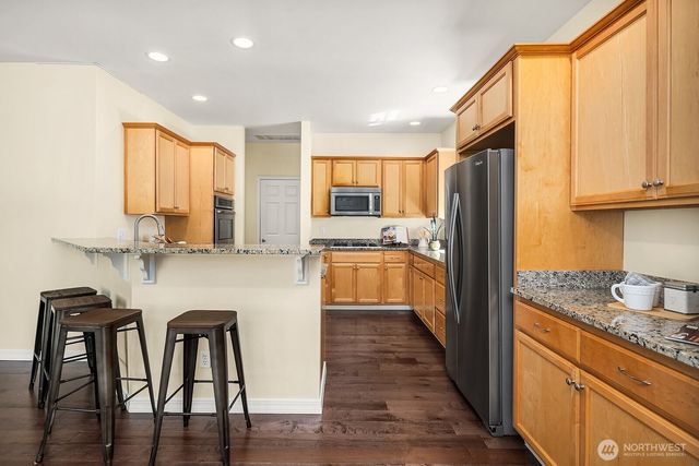 20321 128th Place NE, Woodinville, WA 98072