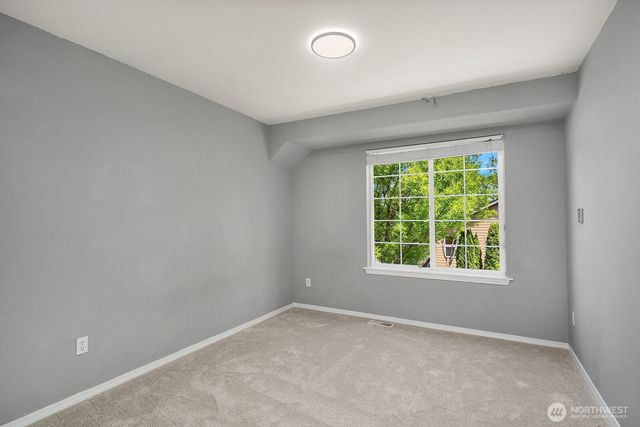 20321 128th Place NE, Woodinville, WA 98072