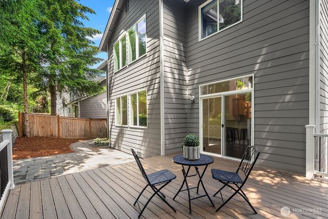 20321 128th Place NE, Woodinville, WA 98072