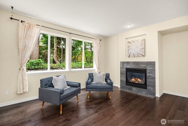 20321 128th Place NE, Woodinville, WA 98072