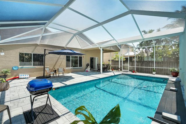 2480 SE Springtree Place, Stuart, FL 34997