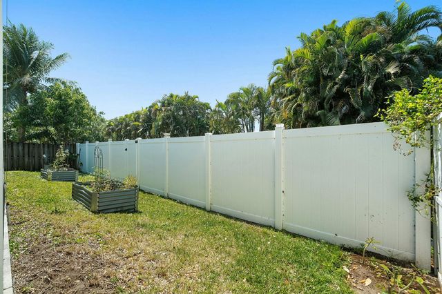 2480 SE Springtree Place, Stuart, FL 34997