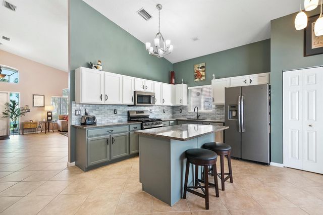 2480 SE Springtree Place, Stuart, FL 34997