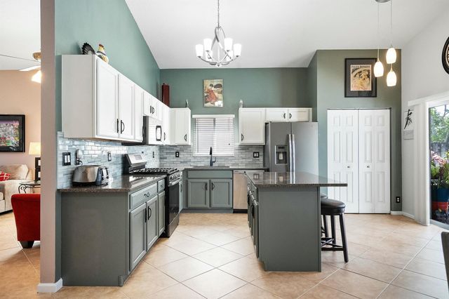 2480 SE Springtree Place, Stuart, FL 34997