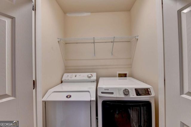 730 Grove Manor Park, Suwanee, GA 30024