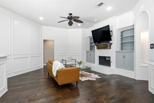 801 Ridgedale Court, Southlake, TX 76092