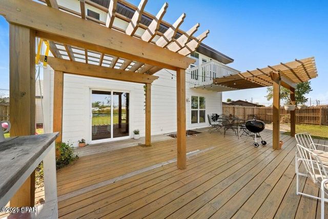 3111 Wood Valley Road, Panama City, FL 32405