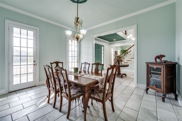 1827 Dr Sanders Road, Aubrey, TX 76227