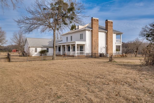 1827 Dr Sanders Road, Aubrey, TX 76227