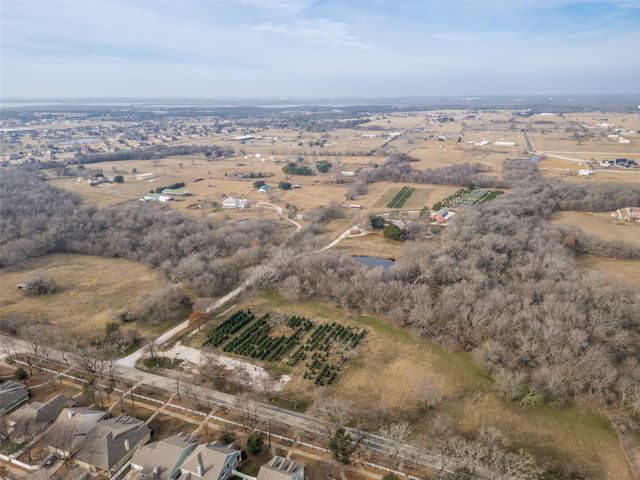 1827 Dr Sanders Road, Aubrey, TX 76227