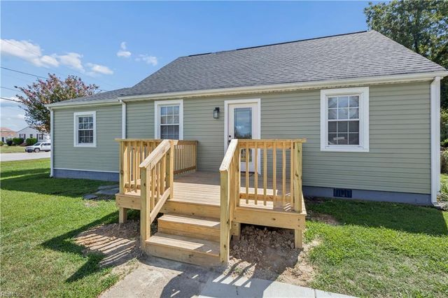 988 15th Street, Newport News, VA 23607