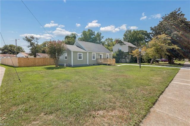 988 15th Street, Newport News, VA 23607