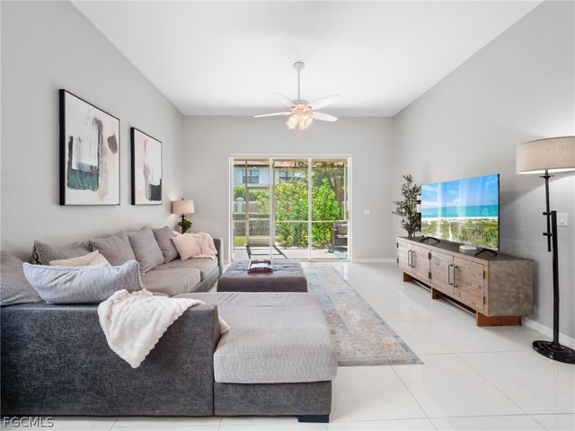 15620 Laguna Hills DR, Fort Myers, FL 33908