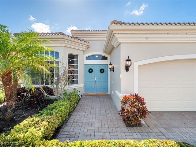 15620 Laguna Hills DR, Fort Myers, FL 33908