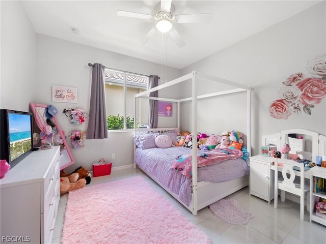 15620 Laguna Hills DR, Fort Myers, FL 33908