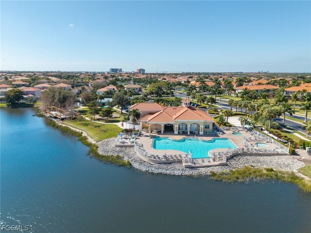 15620 Laguna Hills DR, Fort Myers, FL 33908