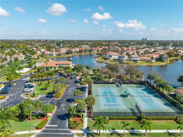 15620 Laguna Hills DR, Fort Myers, FL 33908