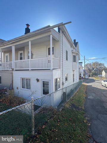 227 FLORIDA AVE, Shenandoah, PA 17976