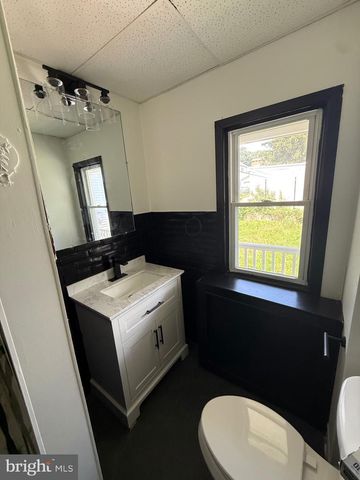 227 FLORIDA AVE, Shenandoah, PA 17976