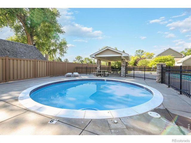 5225 white willow Drive 230, Fort Collins, CO 80528