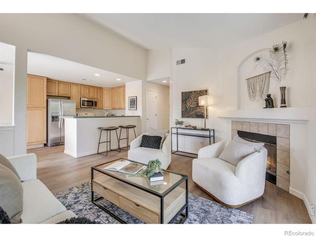 5225 white willow Drive 230, Fort Collins, CO 80528