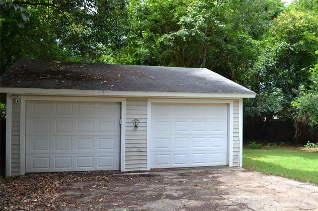 827 Mohigan Street, Charlotte, NC 28205