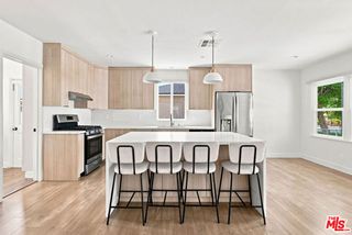 6328 Camellia Avenue, Los Angeles, CA 91606