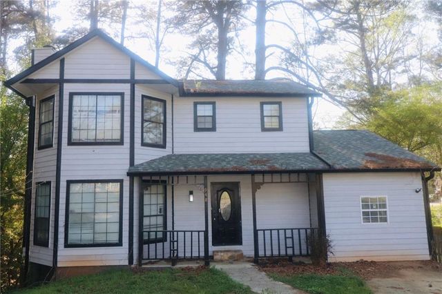 948 Lake Drive Court, Stone Mountain, GA 30088