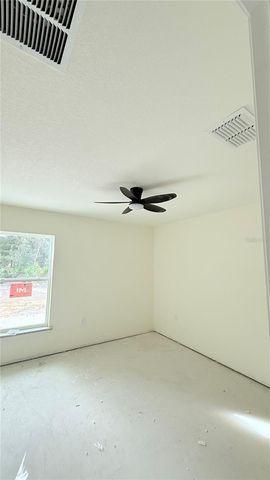 120 GUAVA PASS, Ocklawaha, FL 32179