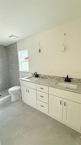 120 GUAVA PASS, Ocklawaha, FL 32179