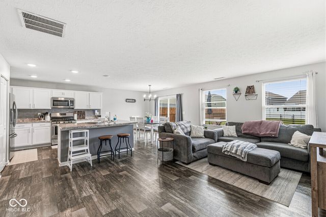 4449 Averly Park Circle, Indianapolis, IN 46237