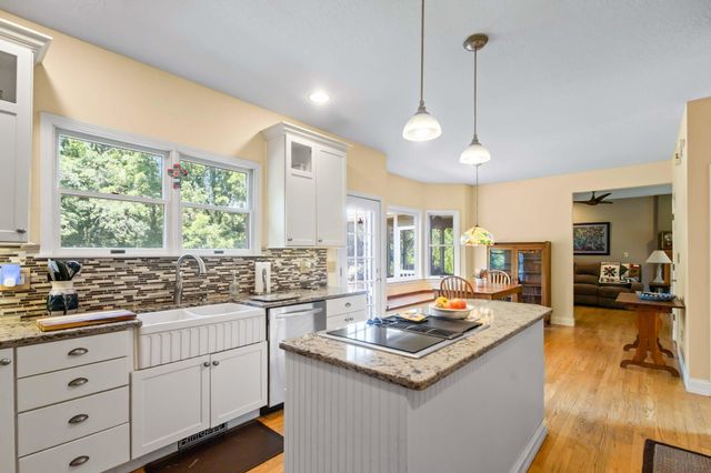 2961 W RIDLEY WOOD ST, Columbia, MO 65203