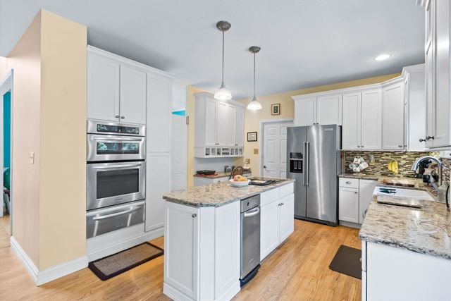 2961 W RIDLEY WOOD ST, Columbia, MO 65203