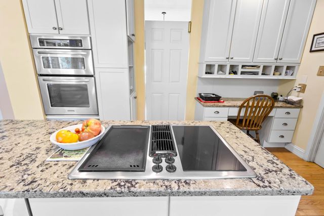 2961 W RIDLEY WOOD ST, Columbia, MO 65203