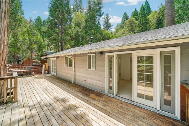 24978 Faulhorn, Crestline, CA 92325