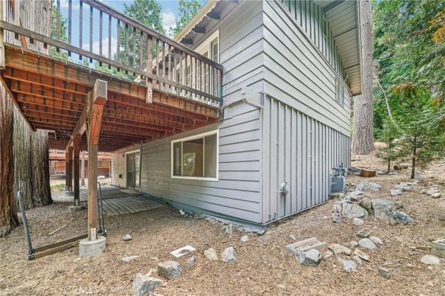 24978 Faulhorn, Crestline, CA 92325