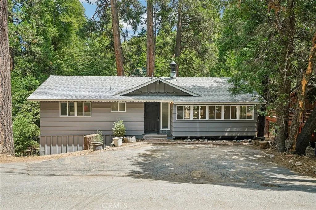 24978 Faulhorn, Crestline, CA 92325