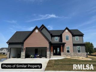 2015 KATIE Court, Davenport, IA 52807