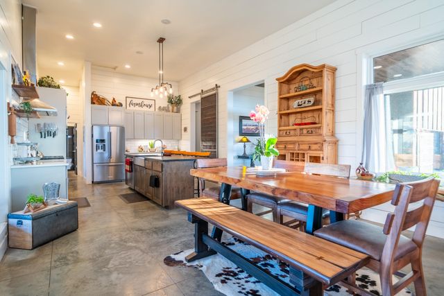 15660 SW Rangeland Drive, Powell Butte, OR 97753