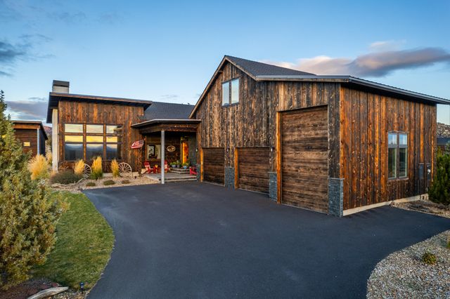 15660 SW Rangeland Drive, Powell Butte, OR 97753