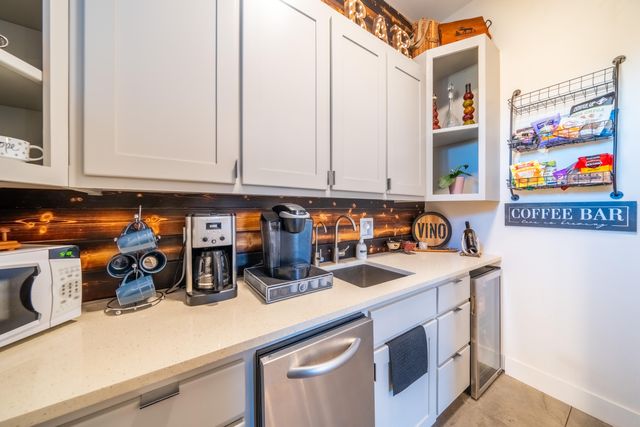 15660 SW Rangeland Drive, Powell Butte, OR 97753