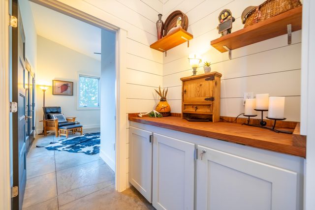 15660 SW Rangeland Drive, Powell Butte, OR 97753