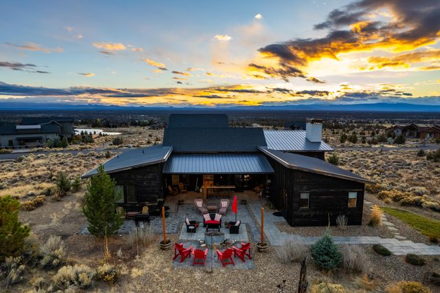 15660 SW Rangeland Drive, Powell Butte, OR 97753