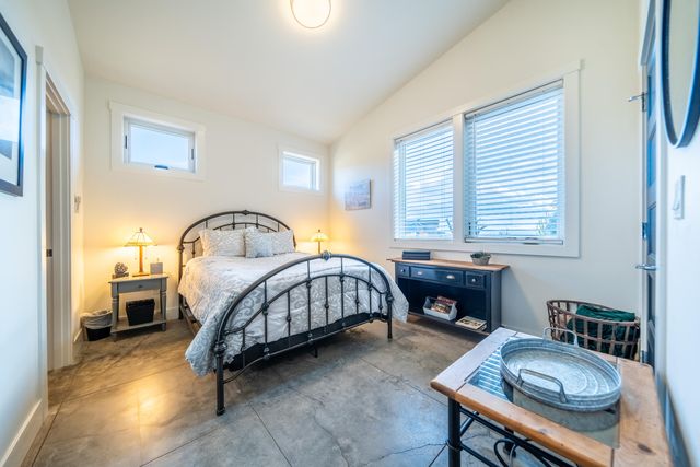 15660 SW Rangeland Drive, Powell Butte, OR 97753