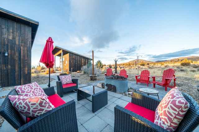 15660 SW Rangeland Drive, Powell Butte, OR 97753