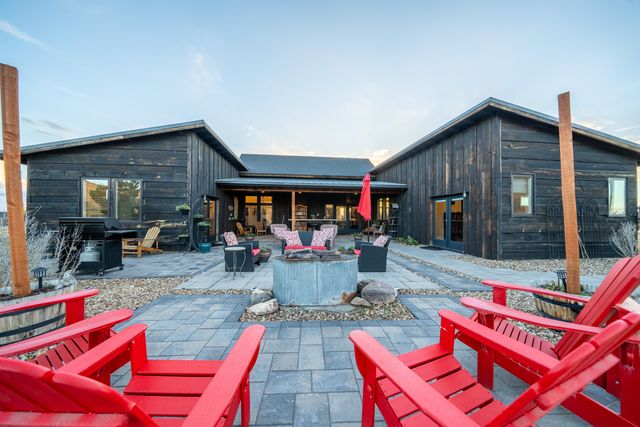 15660 SW Rangeland Drive, Powell Butte, OR 97753