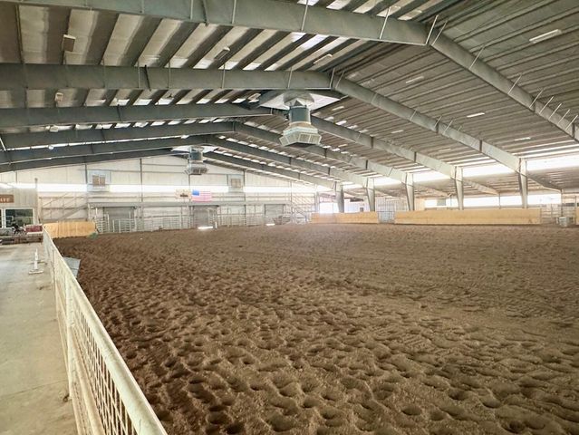 15660 SW Rangeland Drive, Powell Butte, OR 97753