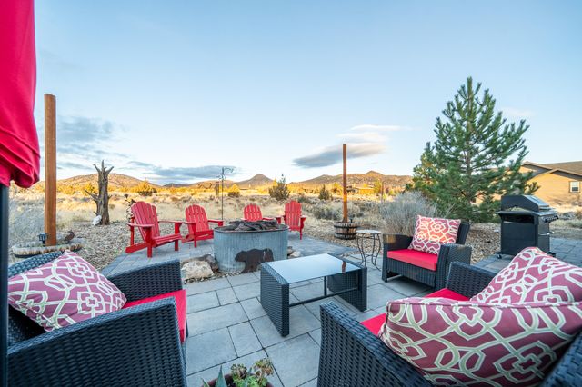 15660 SW Rangeland Drive, Powell Butte, OR 97753