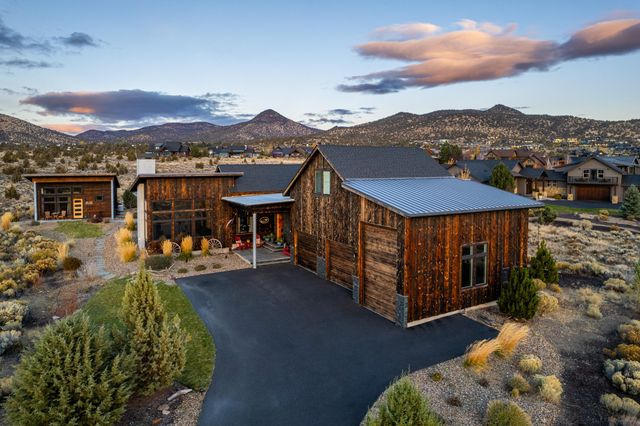 15660 SW Rangeland Drive, Powell Butte, OR 97753